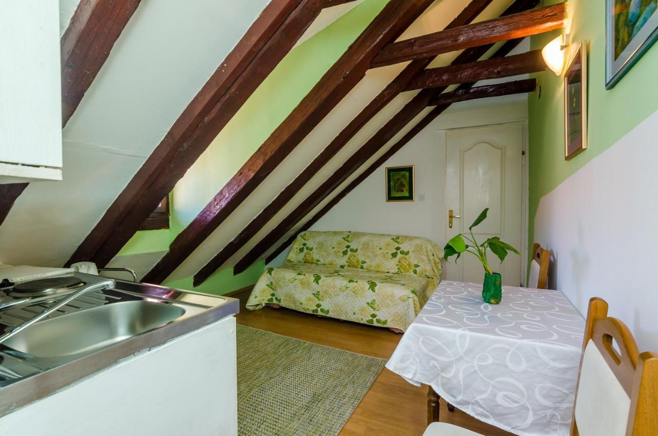 Old Town Baroque Palace Accommodation Ragusa Esterno foto