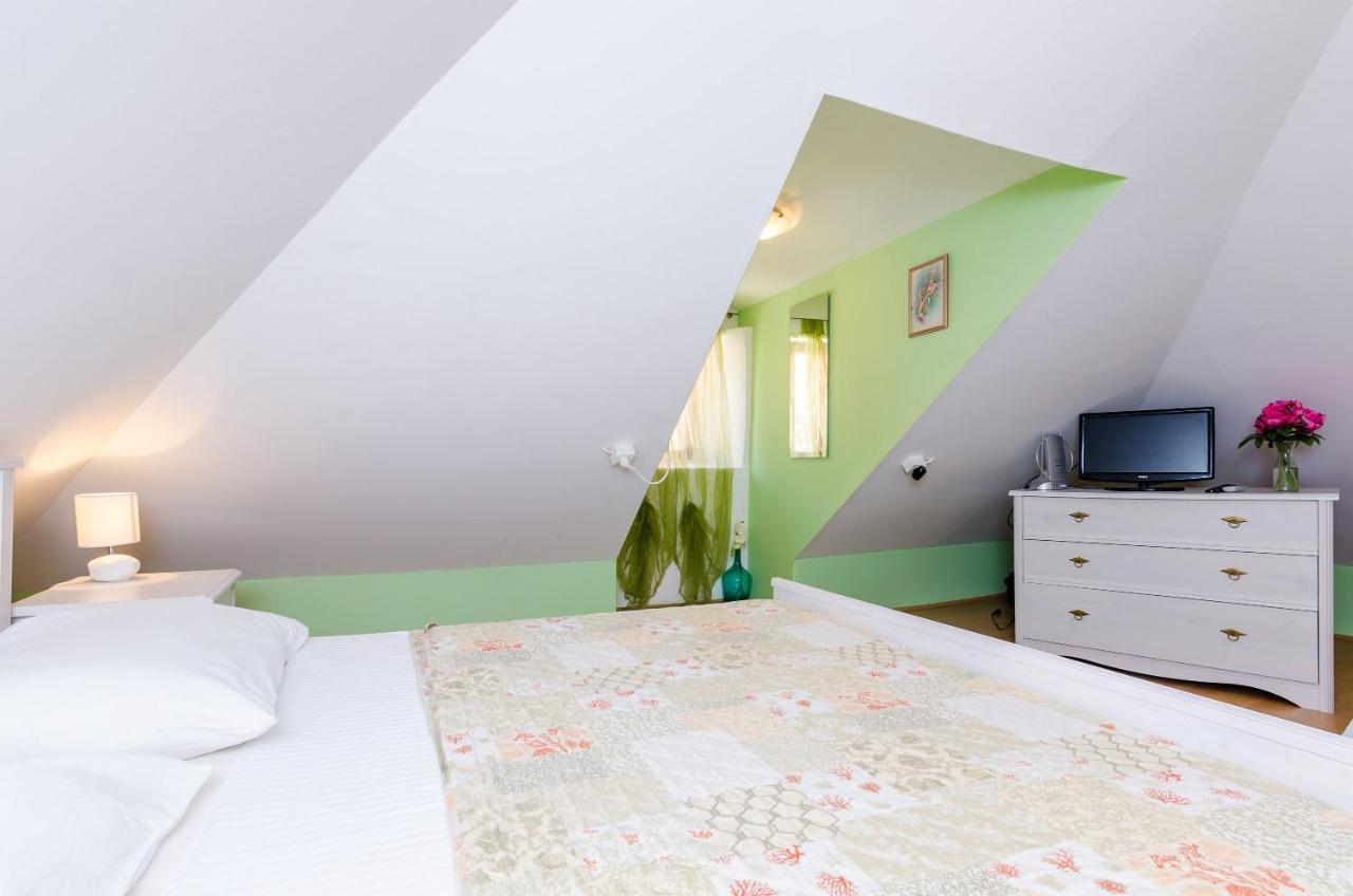 Old Town Baroque Palace Accommodation Ragusa Esterno foto